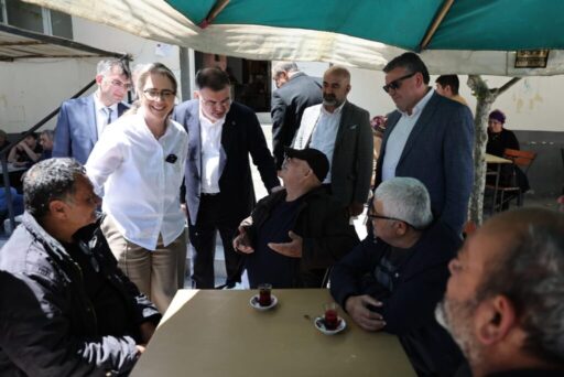 AK Parti İzmir İl Başkanı Bilal Saygılı, Bergama’da gerçekleştirdiği ziyaretlerde