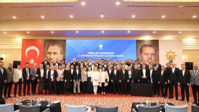 AK Parti’nin Kızılcahamam kampına İzmir’i temsilen Bilal Kırkpınar katıldı. Mahalle