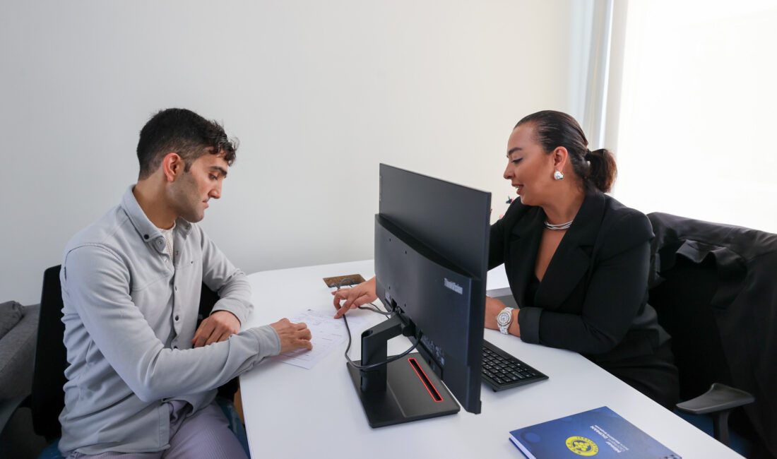 Buca Belediyesi’nin işverenle iş arayanları bir araya getirdiği Etkin İstihdam