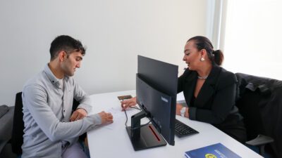 Buca Belediyesi’nin işverenle iş arayanları bir araya getirdiği Etkin İstihdam