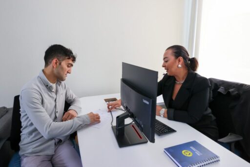 Buca Belediyesi’nin işverenle iş arayanları bir araya getirdiği Etkin İstihdam