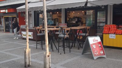 Buca Belediyesi’nde geçmişte üst düzey görevlerde bulunmuş ve halen belediye