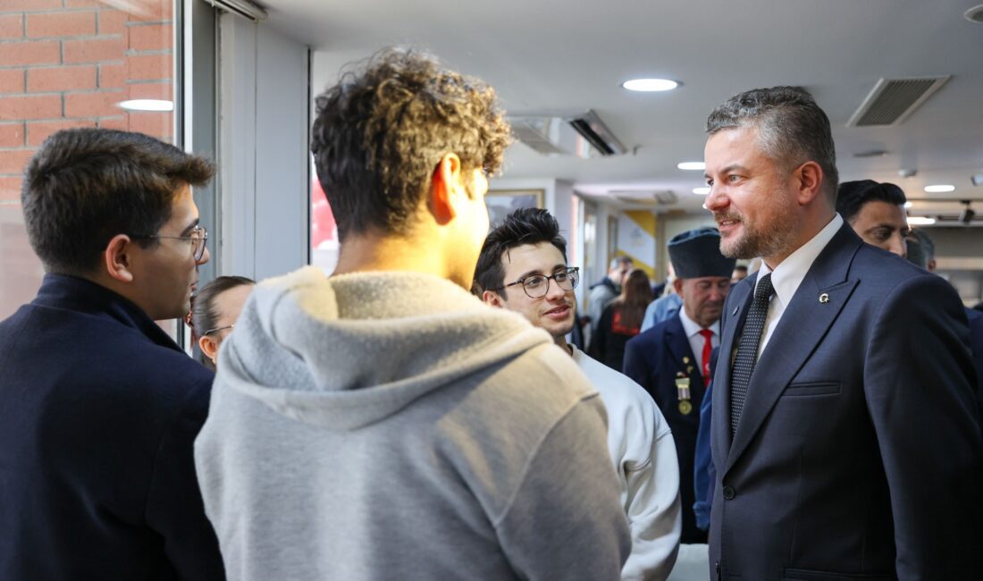 Buca’da gençlere pozitif ayrımcılık Eğitim kenti Buca’da yaşama geçirdikleri çalışmalarda gençlere pozitif ayrımcılık uyguladıklarını