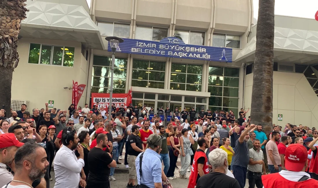 Grev nedeniyle oluşan mağduriyetler sosyal medyada geniş yankı buldu. Tepkiler