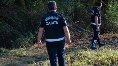Manisa Büyükşehir Belediyesi İklim Zabıtası ekipleri, Ahmetli İlçesi’nde tarımsal alana