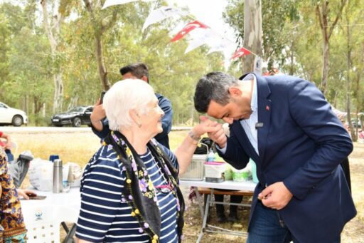Çiğli Belediyesi, Anneler Günü dolayısıyla anlamlı bir etkinliğe imza attı.