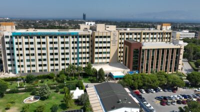 Dokuz Eylül Üniversitesi Araştırma Uygulama Hastanesi’nde gerçekleştirilen başarılı operasyonla, 55
