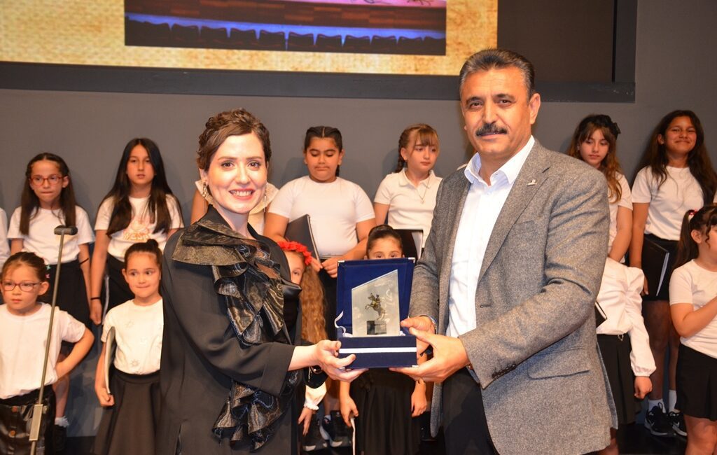 Dikili Belediyesi Kültür ve Sosyal İşler Müdürlüğü tarafından üç gün