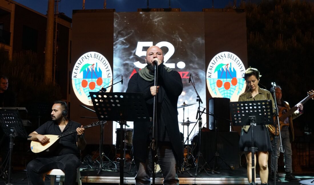 Kemalpaşa’da 19 Mayıs Atatürk'ü Anma, Gençlik ve Spor Bayramı, yüzlerce