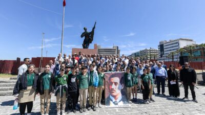 İzmir’in işgaline karşı ilk kurşunu sıkan gazeteci Hasan Tahsin, şehit