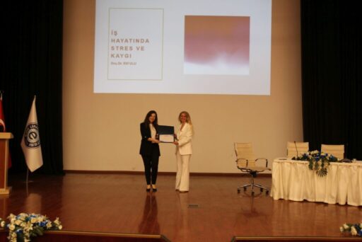 Dikkat, Stres karar verme ve dikkat mekanizmamızı bozuyor