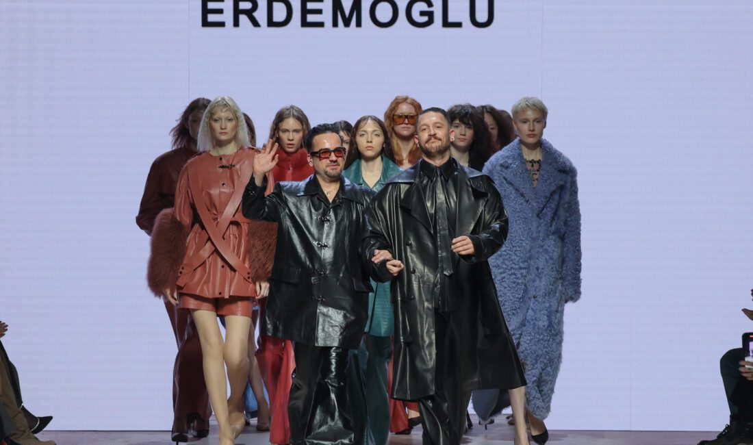 Ünlü modacı Emre Erdemoğlu ilk kadın koleksiyonu “Barlas” ile Bakü