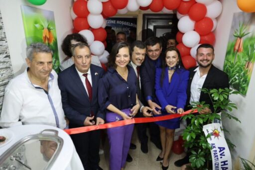 İzmir'de medya dünyasına yeni bir soluk getirecek olan Ege Basın