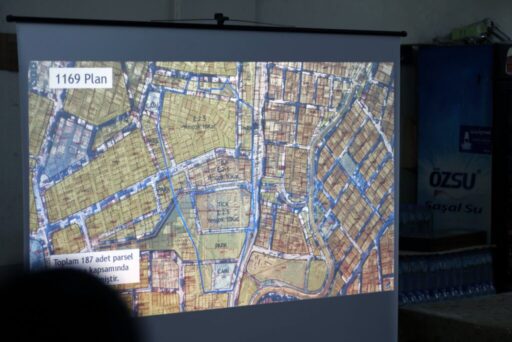 Karabağlar Belediyesi, Peker, İhsan Alyanak ve Abdi İpekçi mahallelerini kapsayan