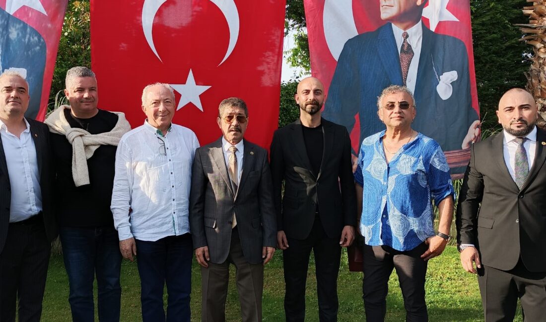 MİSİAD, İzmir'deki örgütlenme çalışmalarını tamamlayarak ilçe başkanlarına mazbatalarını Güzelbahçe'deki törende