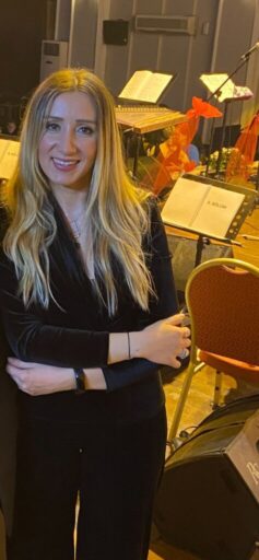 Karşıyaka Sanat Derneği 19 Mayıs Gençlik ve Spor Bayramını Türk