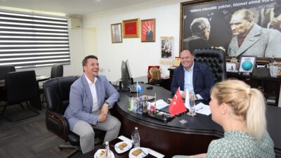 Menderes Belediye Başkanı İlkay Çiçek, kardeş belediye olan Troisdorf Belediyesi