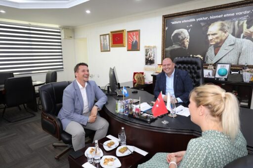 Menderes Belediye Başkanı İlkay Çiçek, kardeş belediye olan Troisdorf Belediyesi