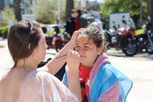 Urla Belediyesi, sosyal belediyecilik ilkesiyle kadınlara, çocuklara ve dezavantajlı gruplara