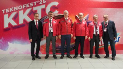 Ege Üniversitesi Rektörü Prof. Dr. Necdet Budak; Cumhurbaşkanı Recep Tayyip