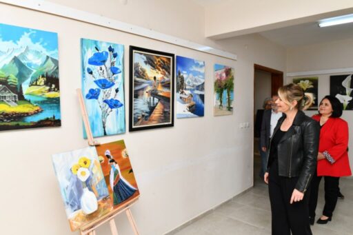 Çiğli Belediyesi bünyesinde faaliyet gösteren Kaklıç Sanat Akademisi, yıl boyunca