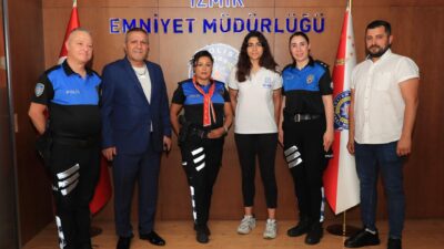 İzmir İl Emniyet Müdürü Celal Sel, Türkiye şampiyonu olan genç