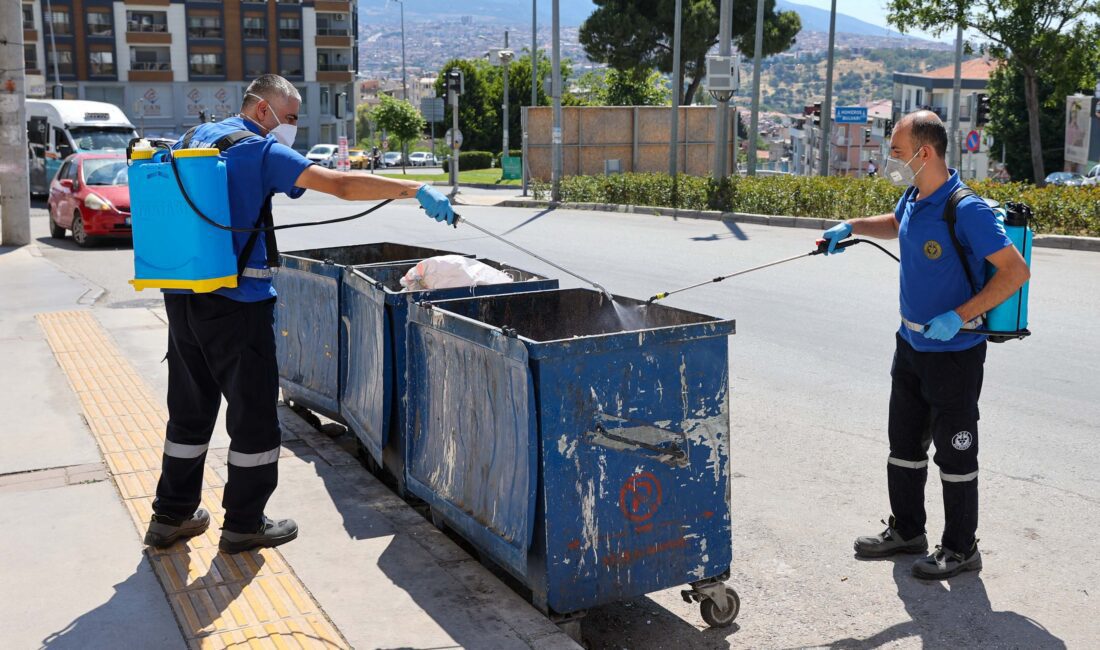 Buca Belediyesi, yaz aylarında artış gösteren sivrisinek, karasinek, hamam böceği,