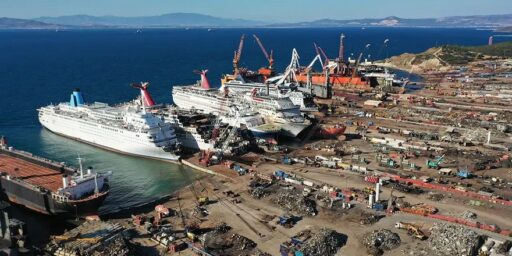 Gemi Söküm işletmeleri ciddi iddialar ile tesislere giden yolları iş