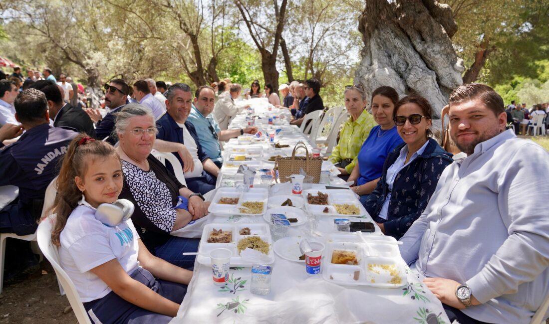 Beyler Köyü’nde geleneksel olarak düzenlenen Hıdırellez kutlamalarına vatandaşlar büyük ilgi
