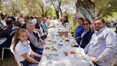Beyler Köyü’nde geleneksel olarak düzenlenen Hıdırellez kutlamalarına vatandaşlar büyük ilgi
