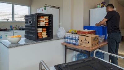 İzmir Büyükşehir Belediyesi Karşıyaka ve Buca’daki sosyal tesislerde konaklayan üniversiteli