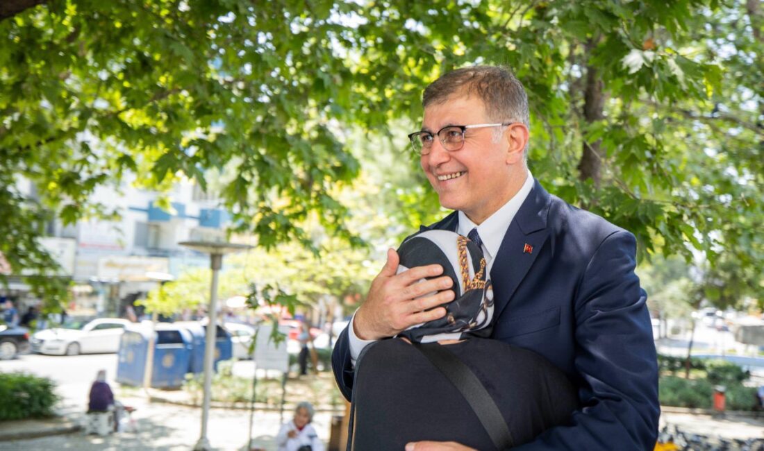 İzmir Büyükşehir Belediye Başkanı Dr. Cemil Tugay, Buca’nın kalbi Şirinyer’in