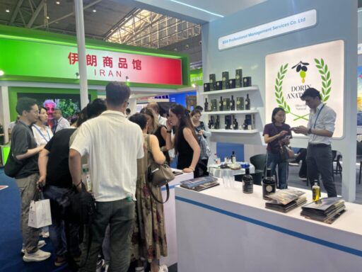 Türk ihraç ürünleri Çin’in batısına Urumçi’den girecek