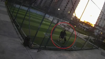 Samsun'un Atakum ilçesinde iki çocuk tarafından parkta ellerinden ve kollarından