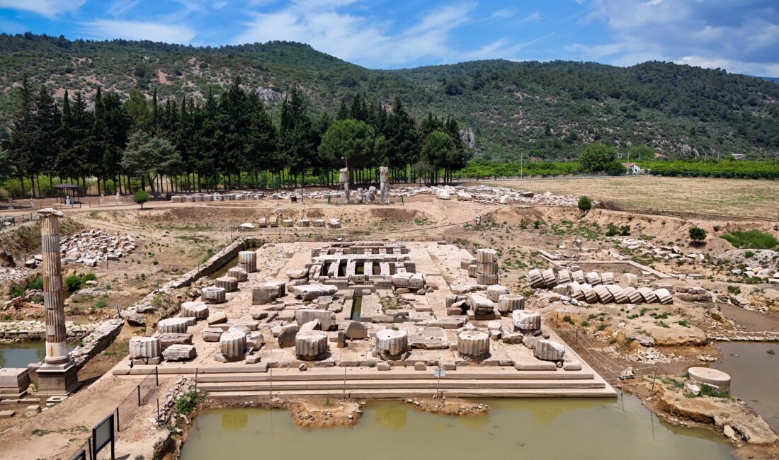 Saya Holding’in ana sponsorluğu ile devam edecek Klaros kazıları, antik