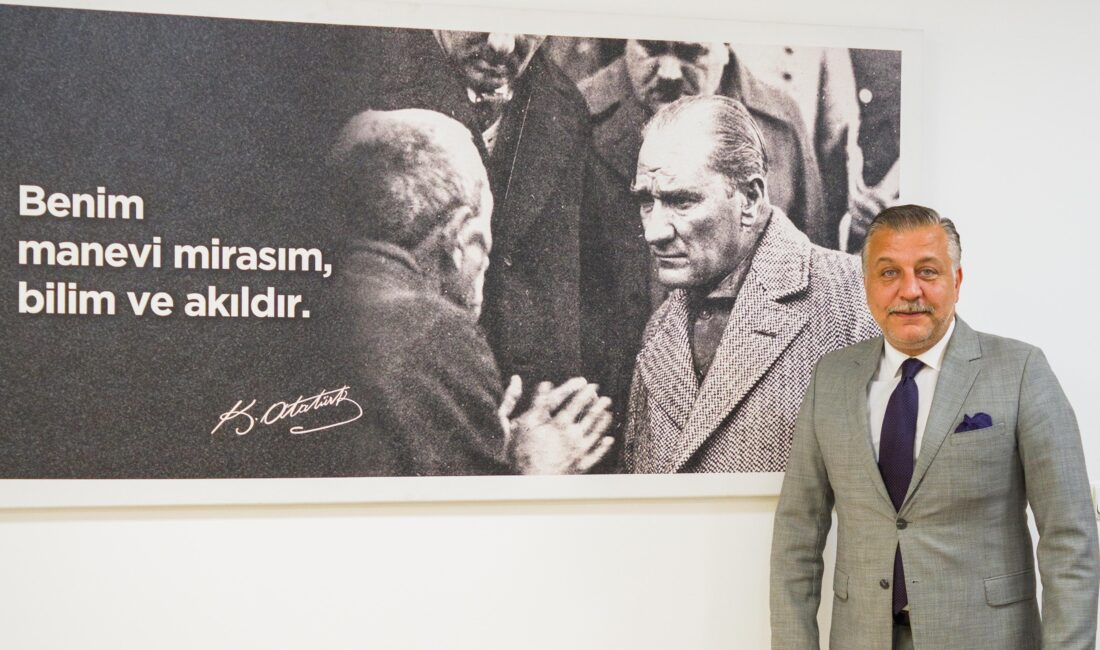 Türkiye Bosna Hersek Kültür Dernekleri Federasyon Başkanı Reşat Barbaros Taşer,