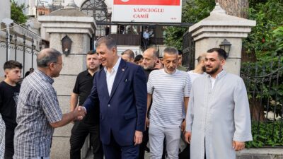 İzmir Büyükşehir Belediye Başkanı Dr. Cemil Tugay, Kurban Bayramı namazını
