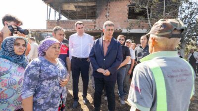 İzmir İtfaiyesi son 48 saatte 9’u orman yangını olmak üzere