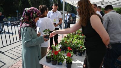 Manisa Büyükşehir Belediyesi, Kurban Bayramı arifesinde 17 ilçede eş zamanlı