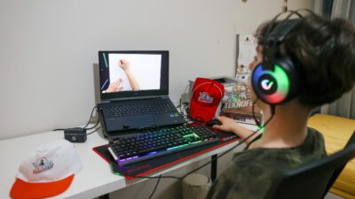 Buca Belediyesi, eğitimi dört duvar arasından çıkardı. Çevrim içi olarak