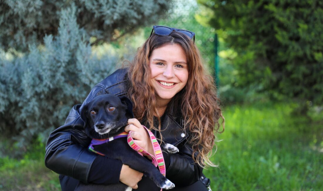 Sokak hayvanlarının sıcak bir yuvaya kavuşması için vatandaşlara çağrıda bulunan