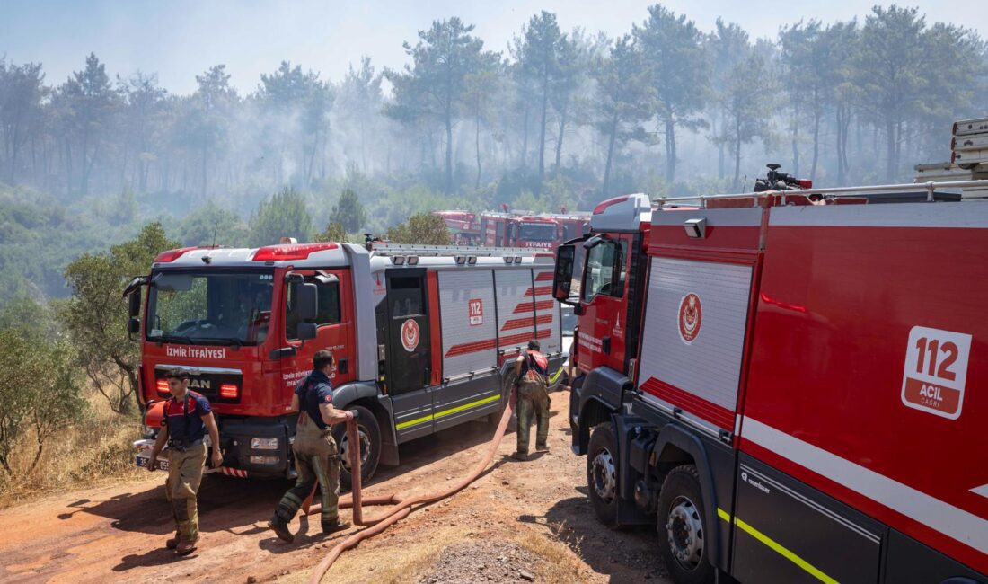 İzmir Büyükşehir Belediyesi, hafta sonu kentin birçok noktasında etkili olan