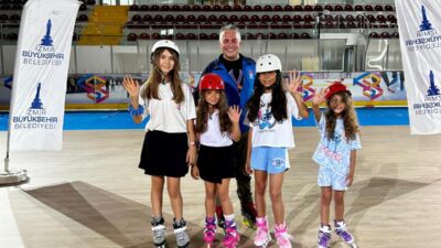 Bornova'daki Âşık Veysel Rekreasyon Alanı'nda bulunan Buz Sporları Salonu'nun zemini,