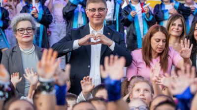 İzmir siyaseti uzun zamandır böylesine net ve ilkeli bir duruşa