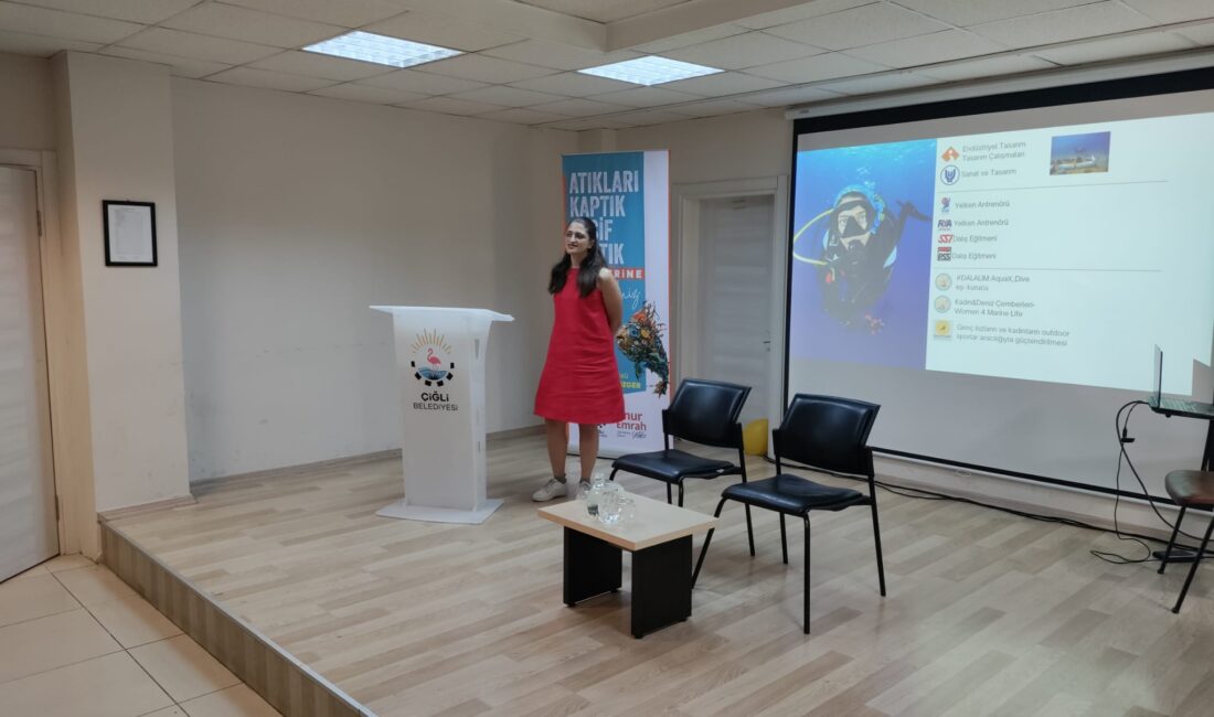 Çiğli Belediyesi’nin ev sahipliğinde düzenlenen “Atıkları Kaptık, Resif Yaptık” adlı