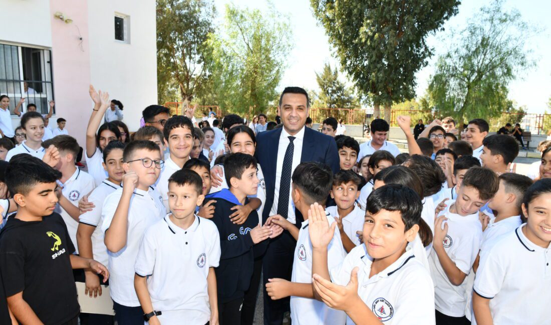 Çiğli Belediyesi, gençlerin eğitim hayatına güçlü bir destek sunmaya devam