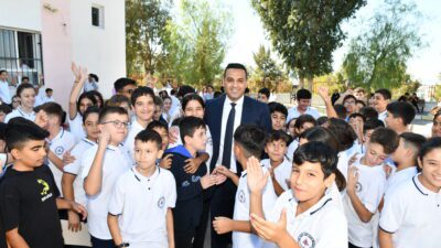 Çiğli Belediyesi, gençlerin eğitim hayatına güçlü bir destek sunmaya devam