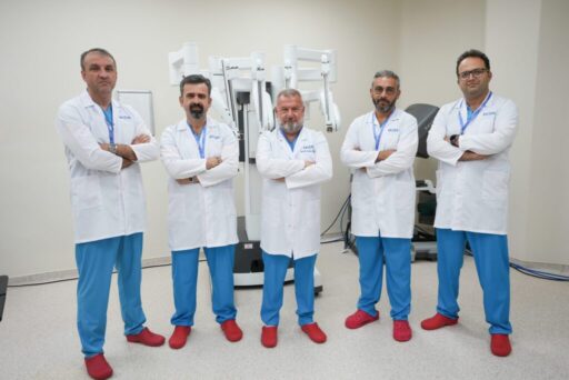 Bazekol Sağlık Grubu Çiğli Hastanesi; üroloji bölümünde elde ettiği başarılarla
