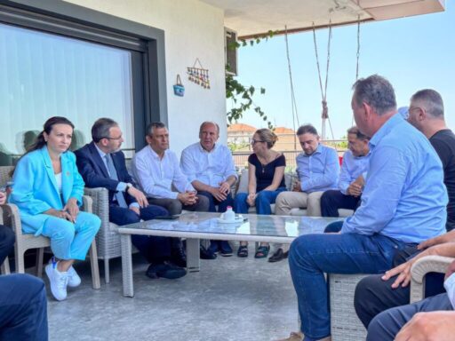 Önceki dönem Gençlik ve Spor Bakanı, AK Parti İzmir Milletvekili