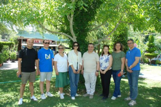 Ekonomi Muhabirleri Derneği (EMD) İzmir Şubesi üyeleri Kemalpaşa Nazarköy’de “Yaza
